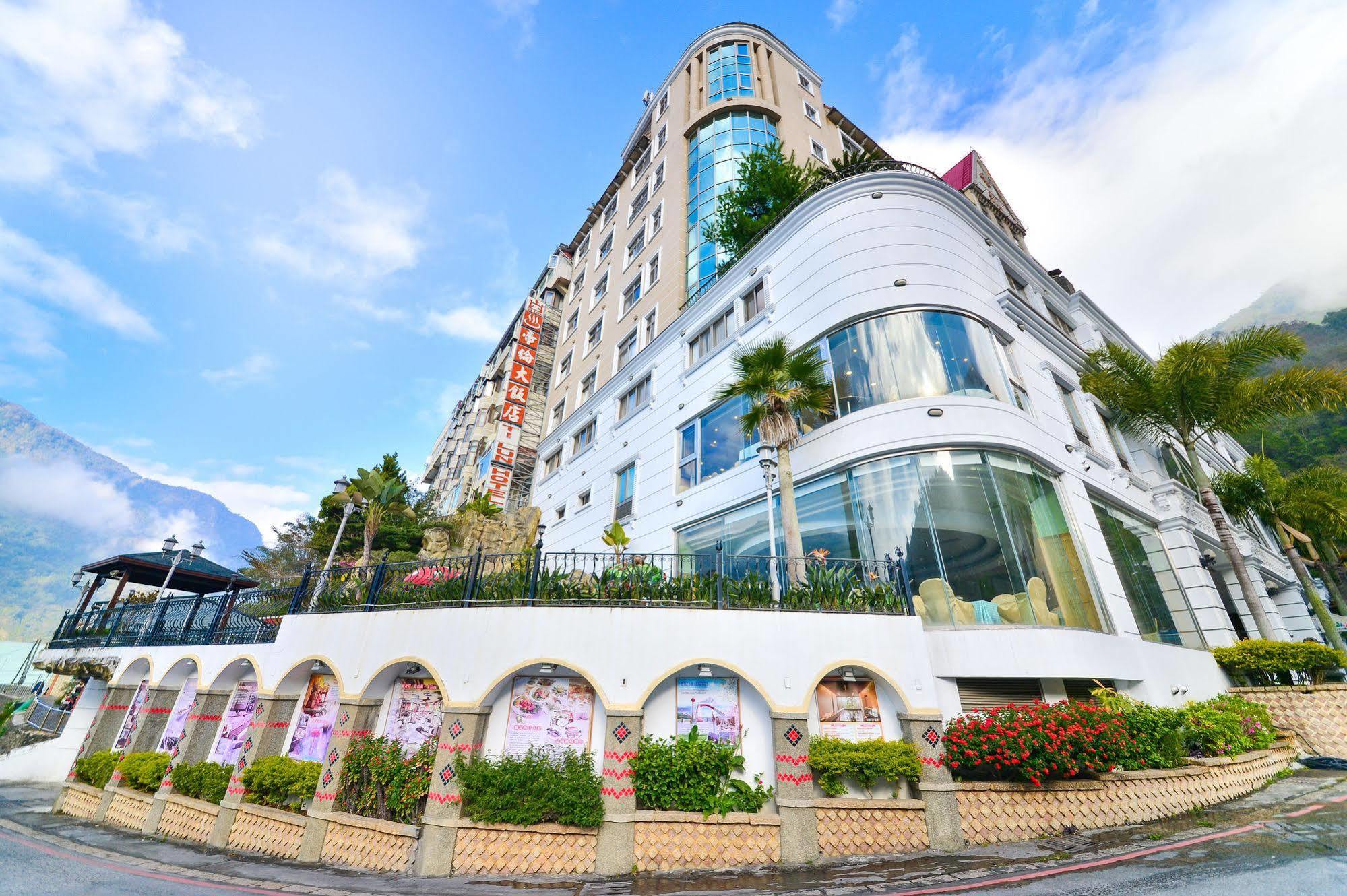 Dongpo Ti Lun Hotel Xinyi Bagian luar foto